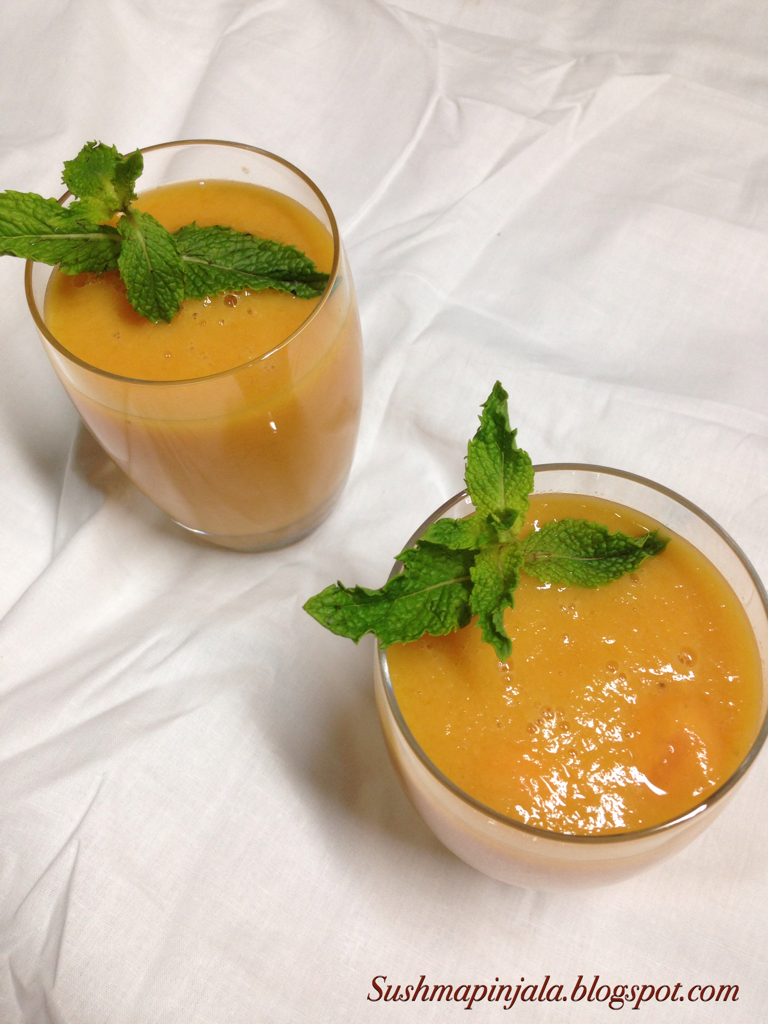 Papaya & Banana Smoothie