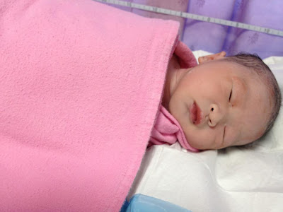 17 Nov 2011 ~ Birth Of Yi He 5