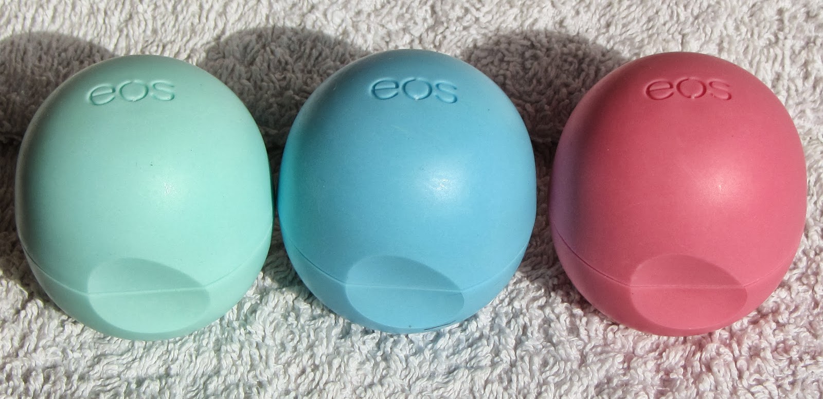*Nina's Bargain Beauty* EOS Smooth Sphere Lip Balm Review including