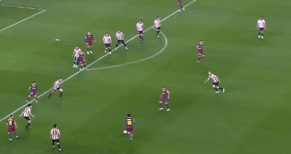 Messi_Dribble_-_Bilbao.gif