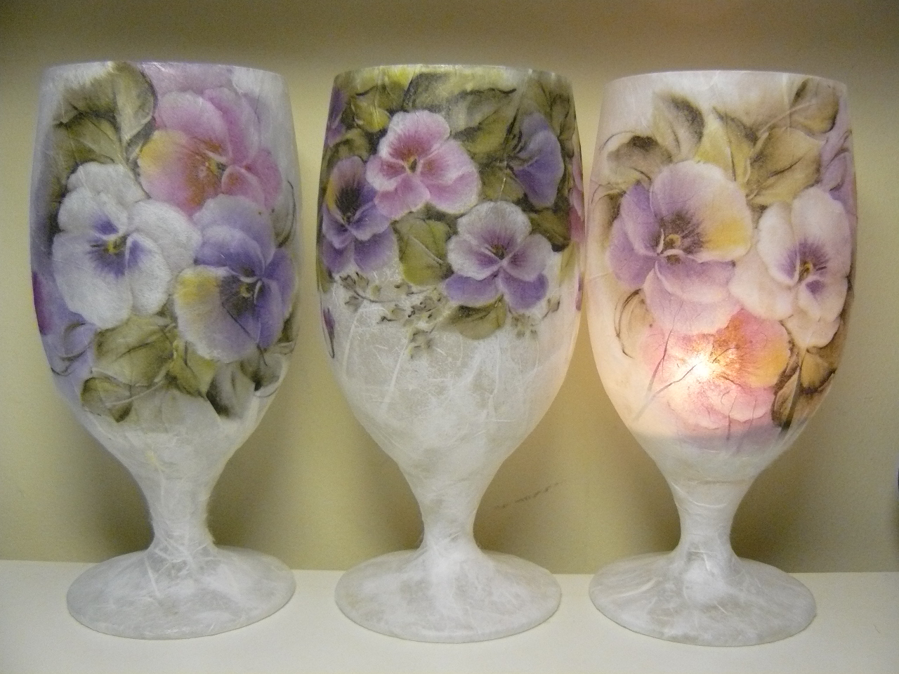 Marta Lapkowska Decoupage glasses / Kieliszki Decoupage