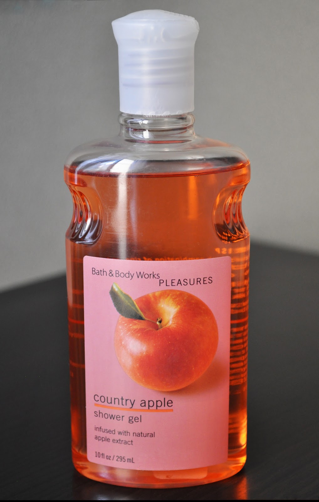 Bath & Body Works' Shower Gel, 'Country Apple' [ So Lonely in ]