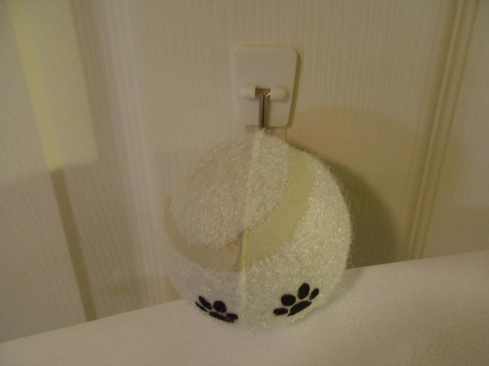 Becky's Blog lots of fun shtuff Tennis Ball Mail, Keys, etc Holder