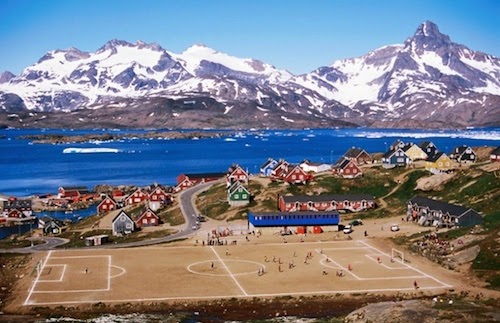 Острів Санта Клауса: Як грають у футбол в Гренландії, яка хоче на чемпіонат світу - фото 3