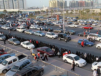 Bahrain 8km human chain