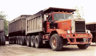 AutoCar Dump Trucks-8
