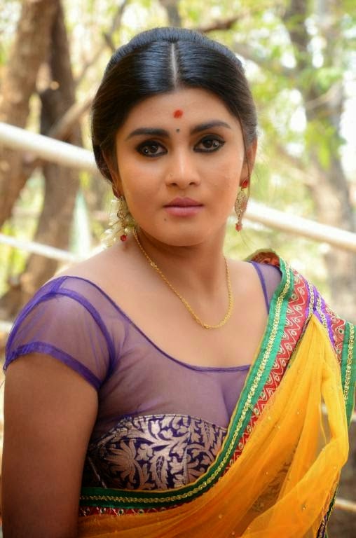 hot actress navel pics with boy