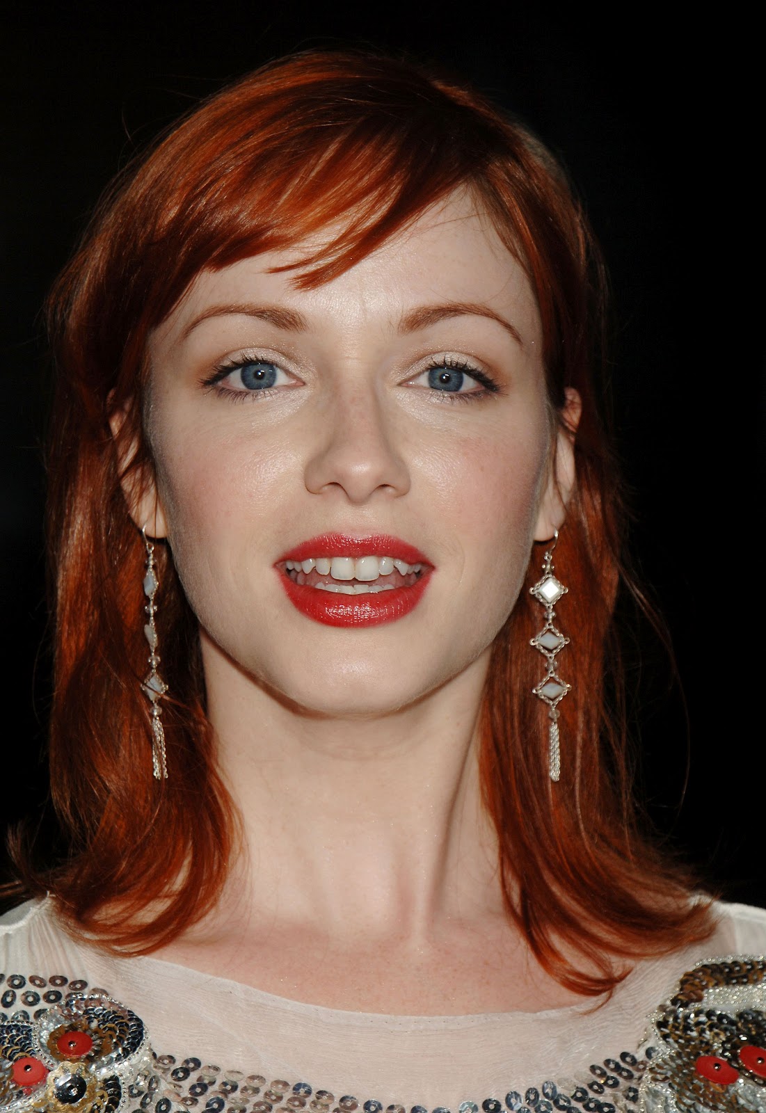 Jessica Hotwind: Christina Hendricks' Hairstyle Transformation