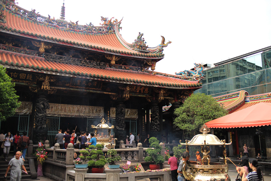 ink + adventure Taipei // Longshan Temple
