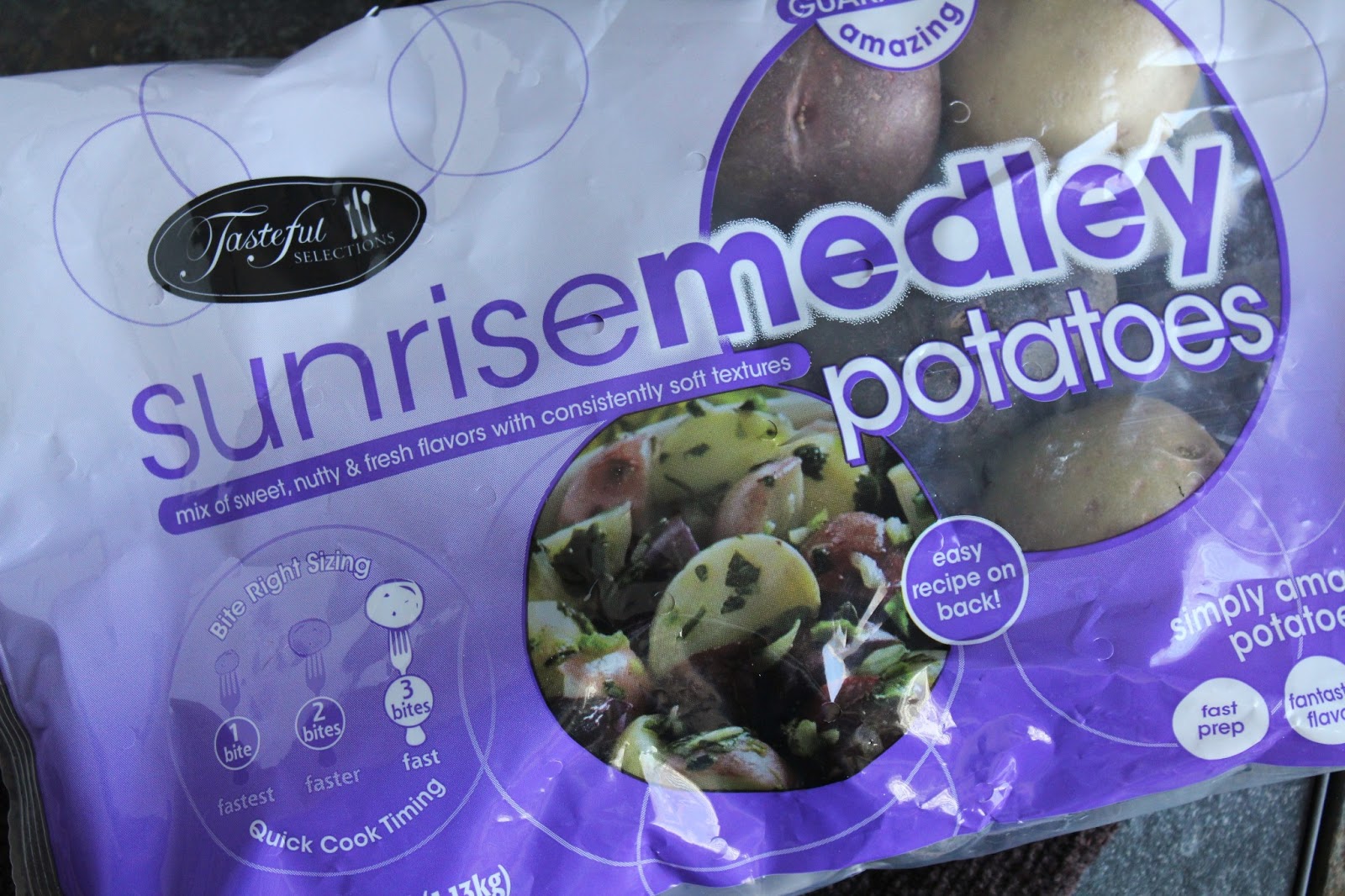 Delicious as it Looks Roasted Potatoes with Spinach (LowFODMAP)