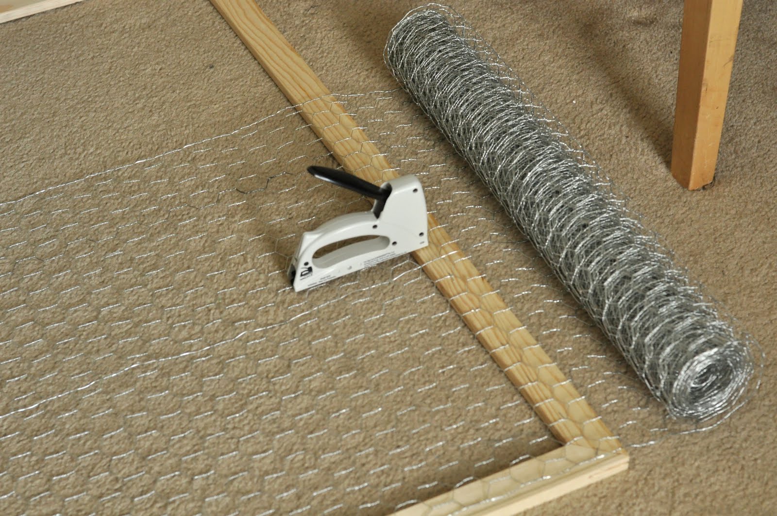 She's crafty Chicken wire message boards