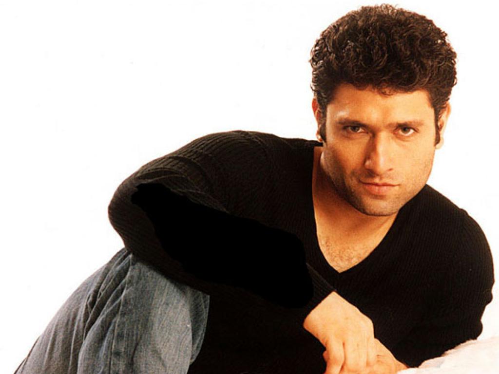 8 Dashing Pics Of Shiney Ahuja | Bollywood latest, actress, actors