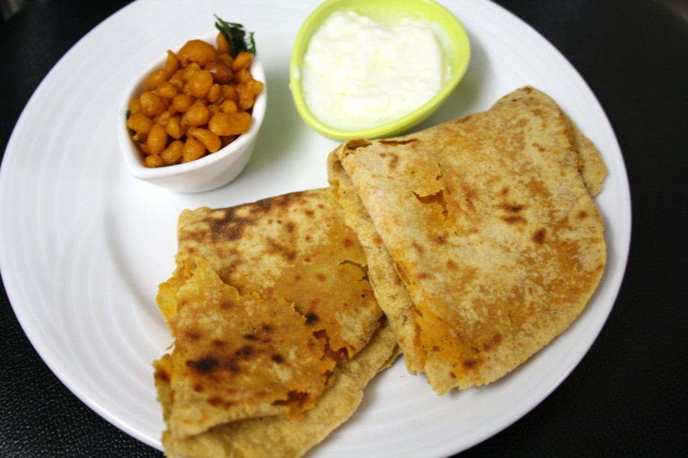 Besan Ki Masala Roti How to make Besan Ki Masala Roti Step By Step