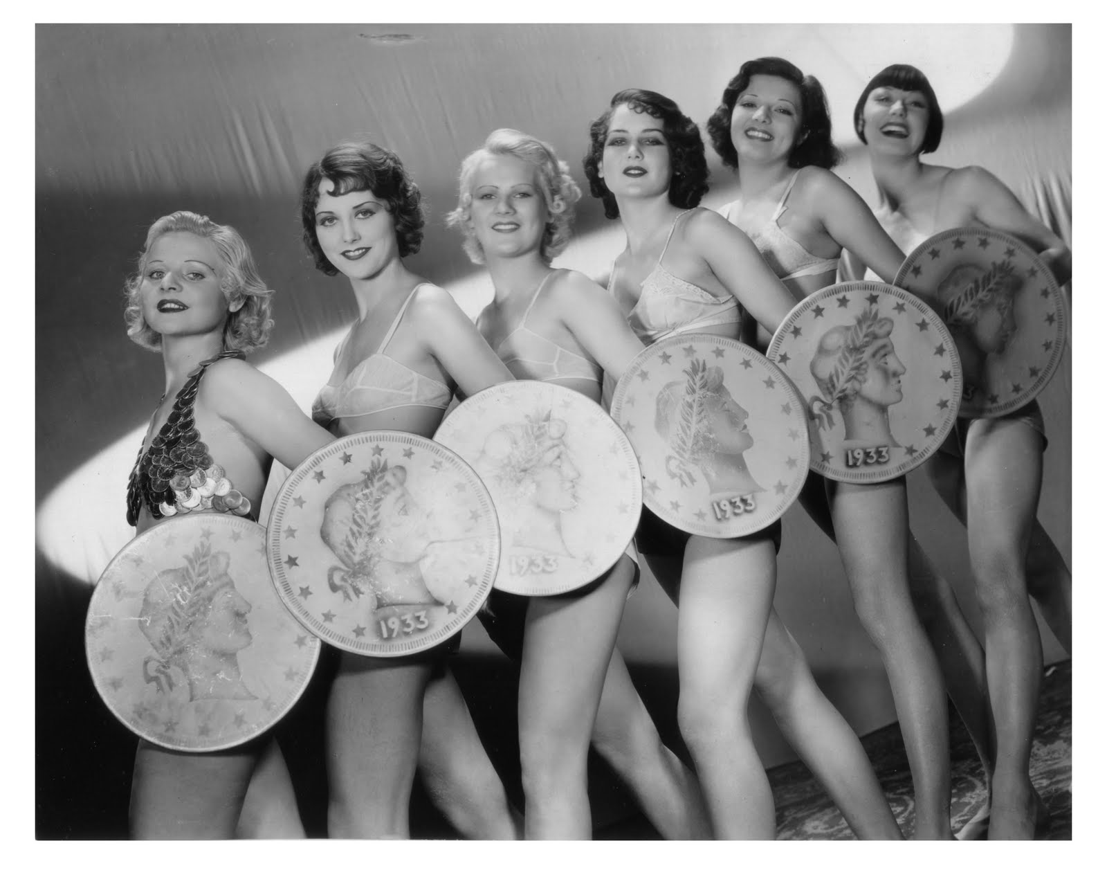 Gold Diggers of 1935 nude photos