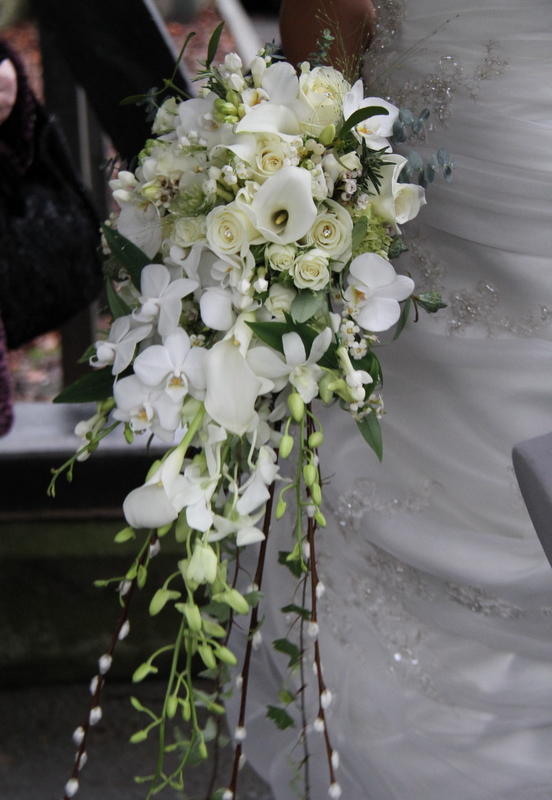 Flower Design Events Exquisite All White Winter Wedding Featuring a Divine