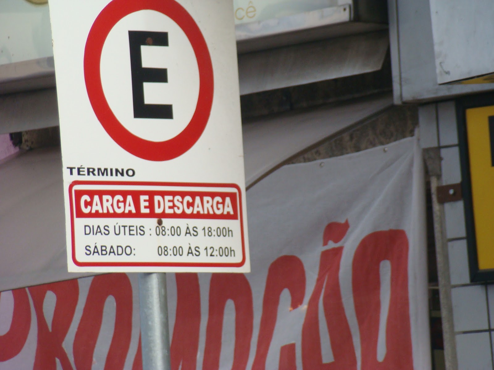 Blog do Leunam Monlevade aqui o horário de carga e descarga é livre