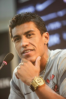 PAULINHO NO TOTTENHAN