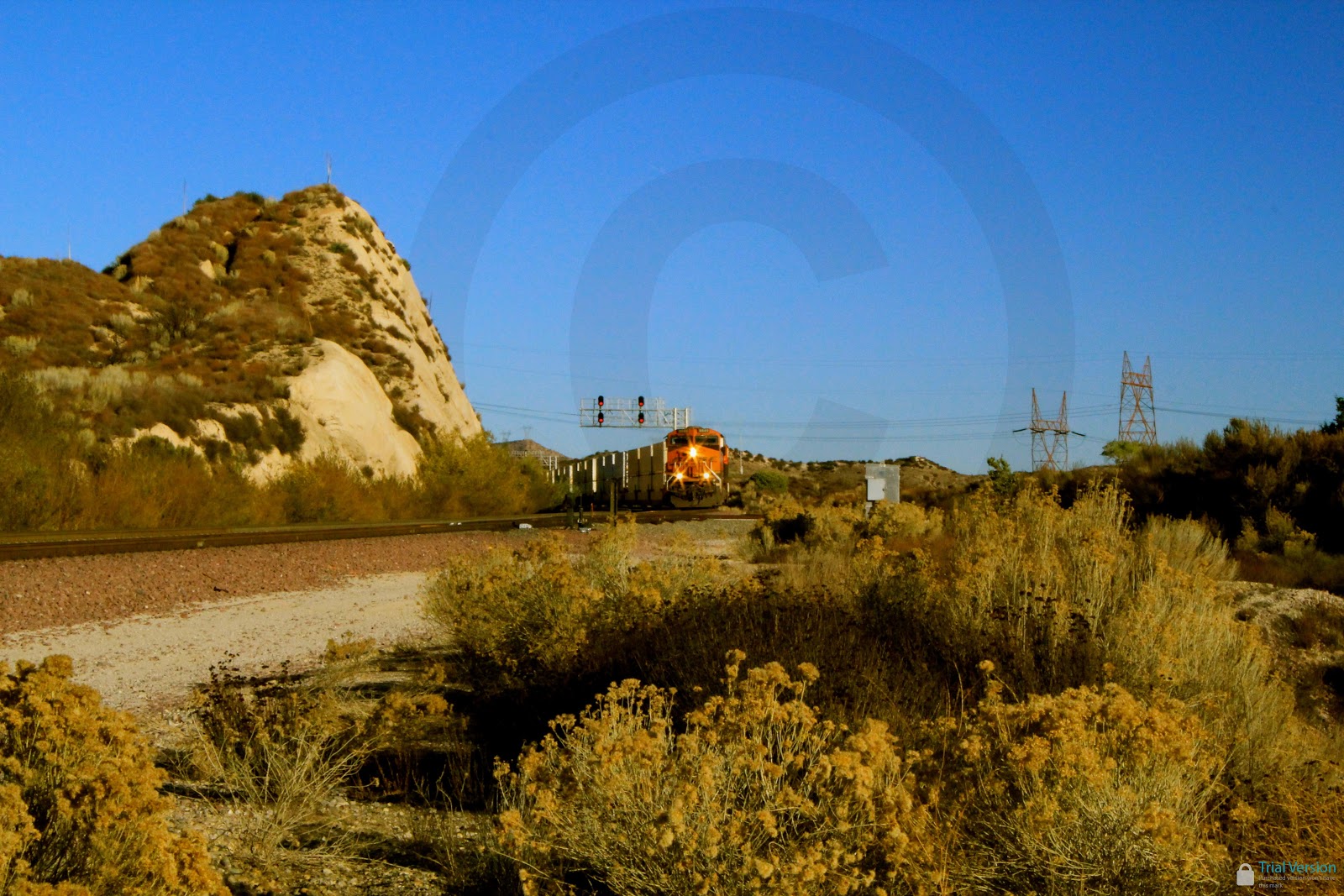 Railroad Photography in The Cajon Pass Hill 582