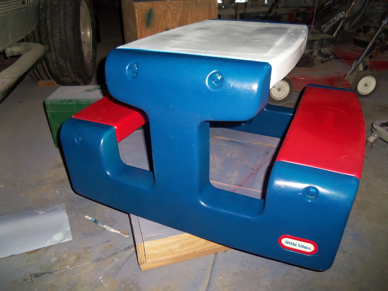Lille Punkin': DIY Project: Spray Paint Plastic Little Tikes Outdoor Toys