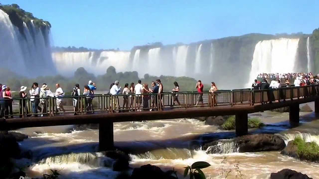 cataratas-del-iguazú.jpg