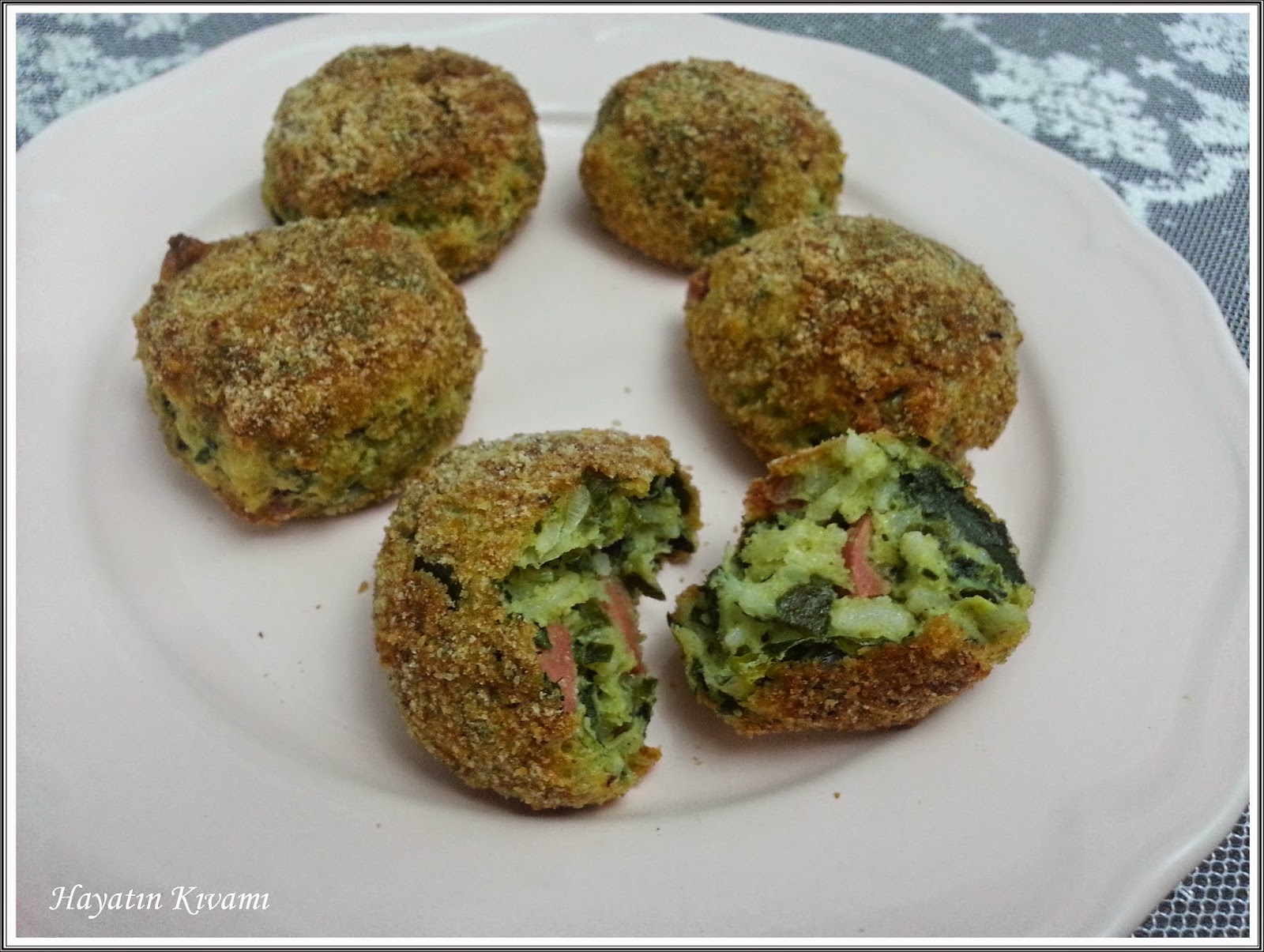 Atistirmalik Farkli Bir Lezzet Pirinc Toplari