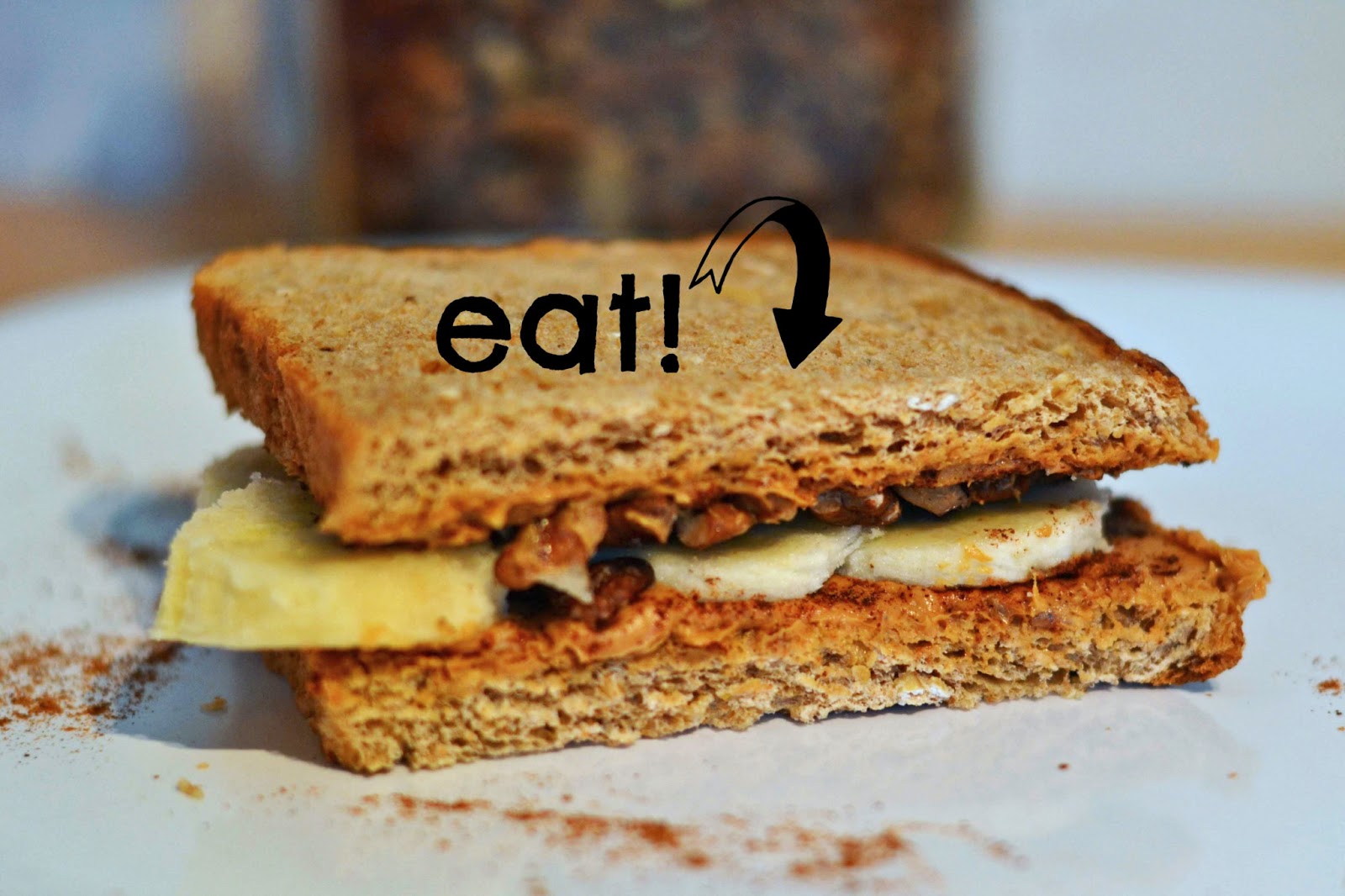 Peanut Butter Banana Pecan Sandwich {recipe} • Jessica Lynn Writes