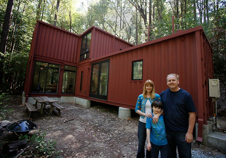7.) The best part about this one is that you know they made it out of shipping containers. - All You Need is Around $2000 to Begin Building One of These Epic Homes – Made From Recycled Shipping Containers! 7.) The best part about this one is that you know they made it out of shipping containers. - All You Need is Around $2000 to Begin Building One of These Epic Homes – Made From Recycled Shipping Containers!