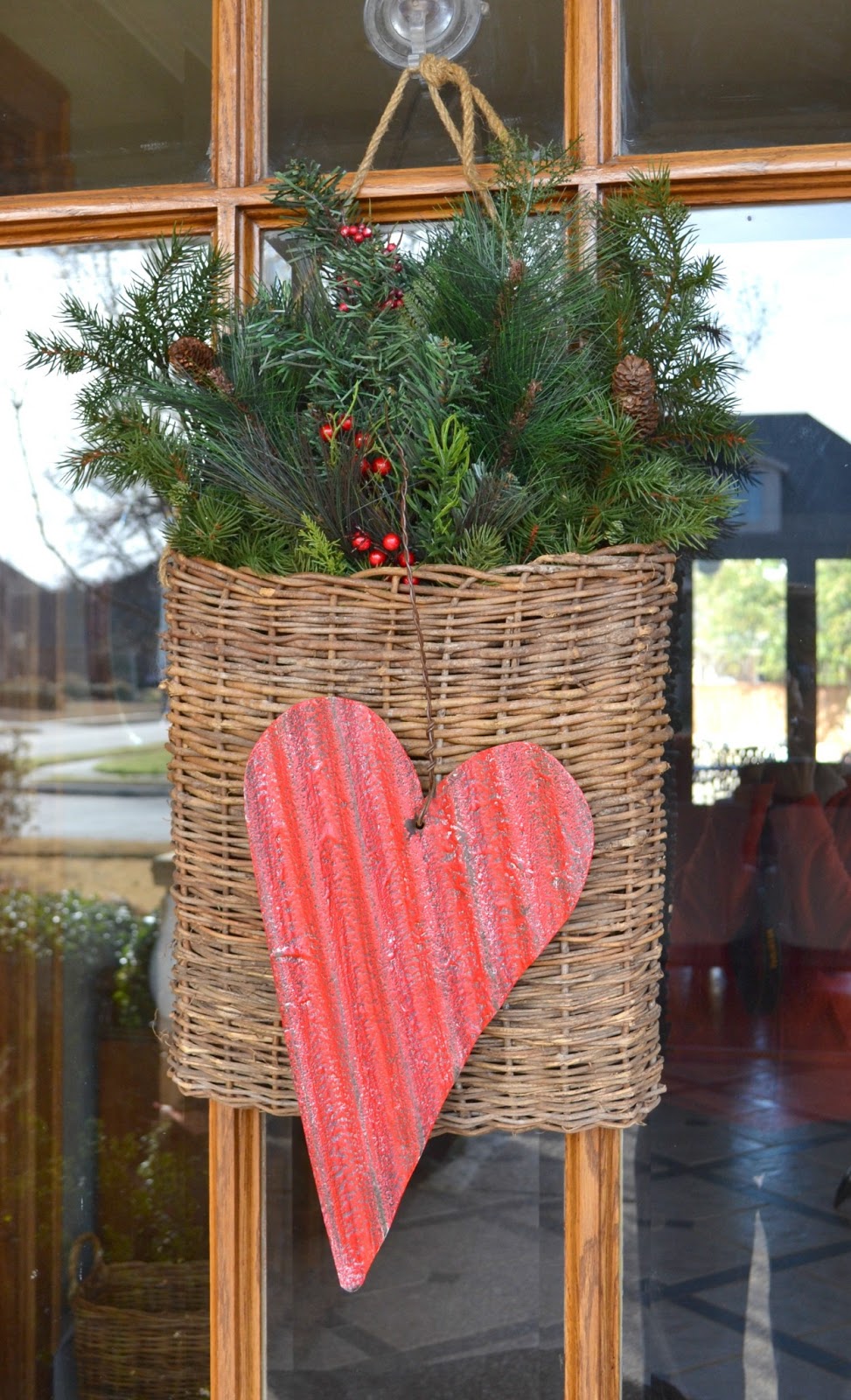 Inspiration valentine A Little Valentine's Day Door Decor - Lilacs and LonghornsLilacs and