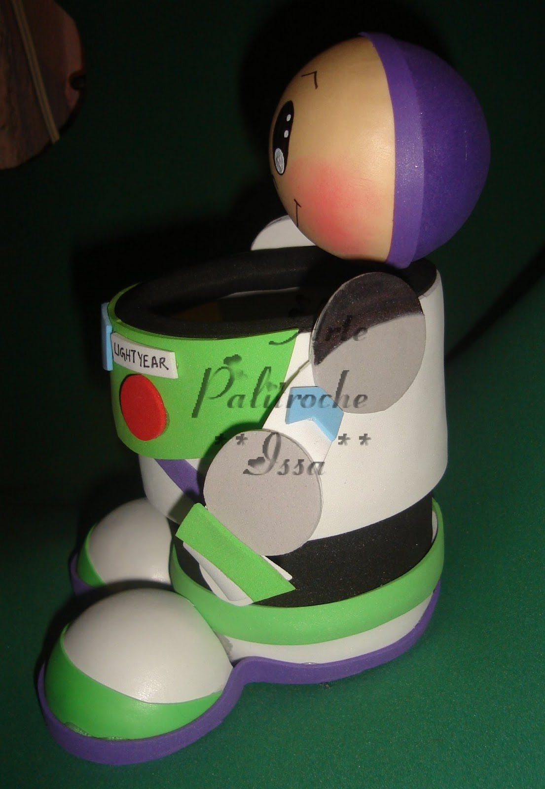 fofucho buzz lightyear paso a paso