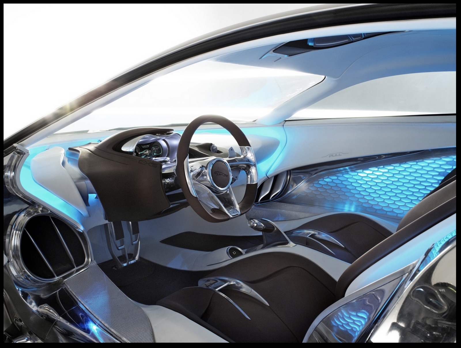 WInfoAutos Innovative interior lighting creates style and ambience