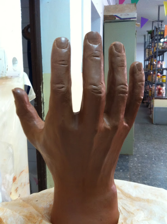 La mano apaciguadora de pensamientos. Vista 1