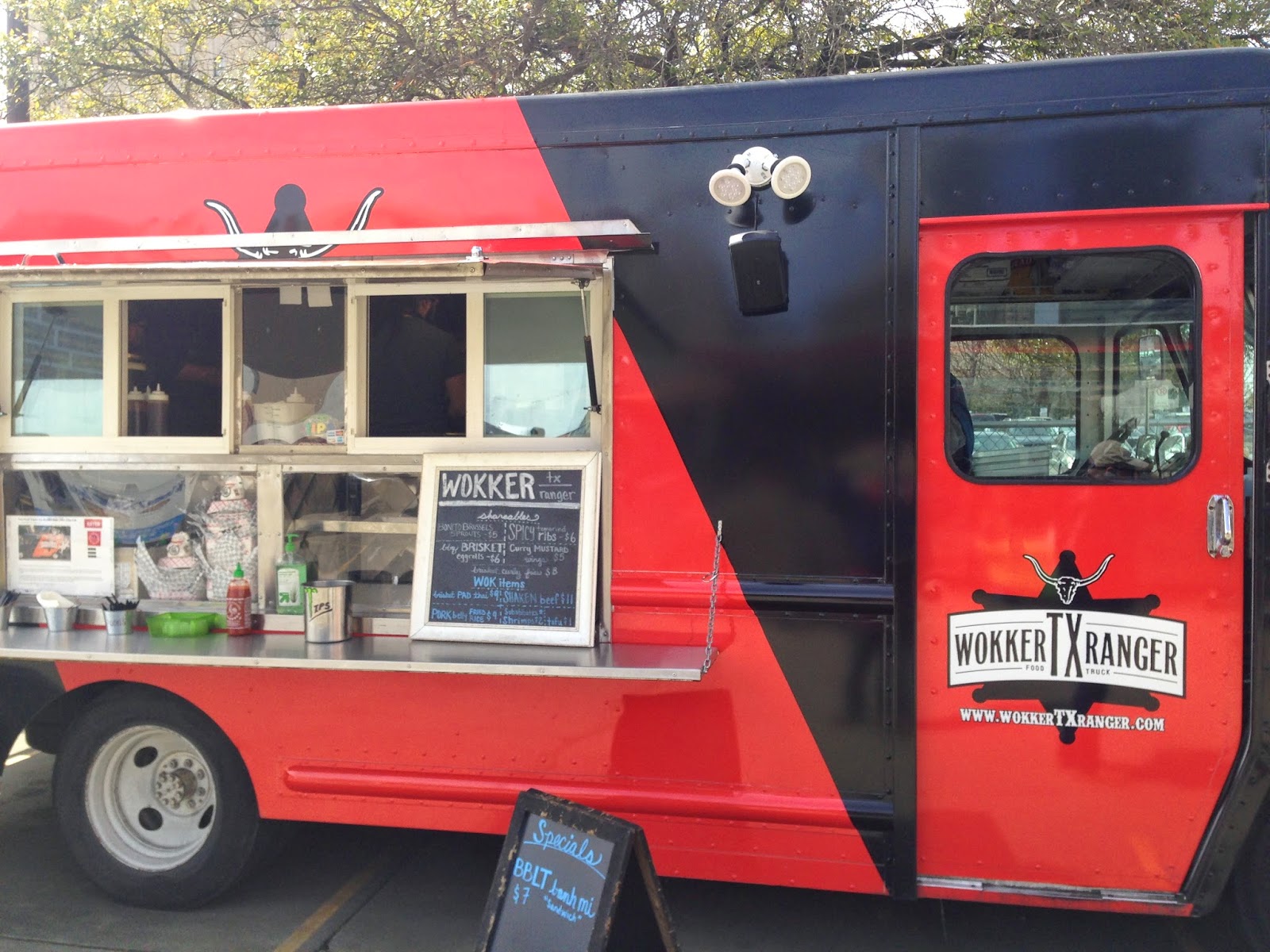 Houston Food Truck Reviews Wokker Texas Ranger Curry Mustard Wings