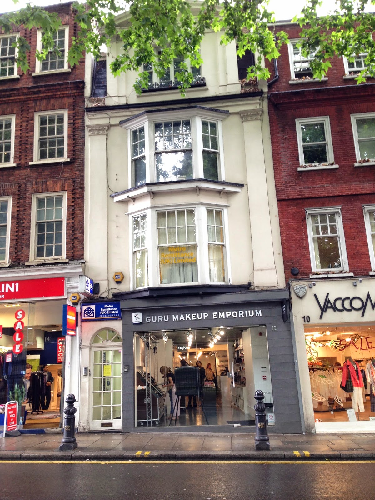 Make Up Forever Alert! Easy access in London Relocation of Guru