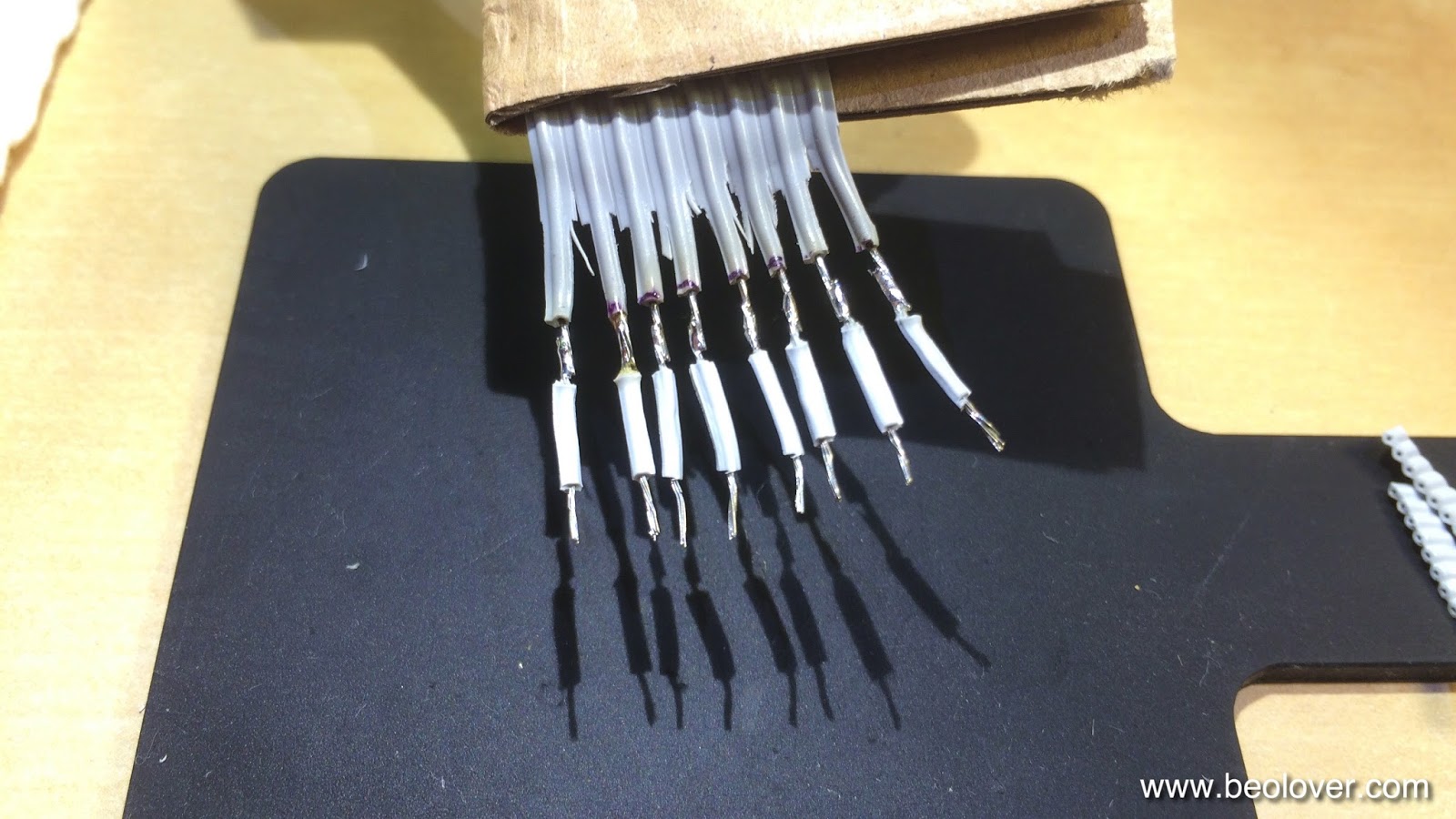 beolover Beomaster 8000 Repair of a Broken Off Keypad Ribbon Cable