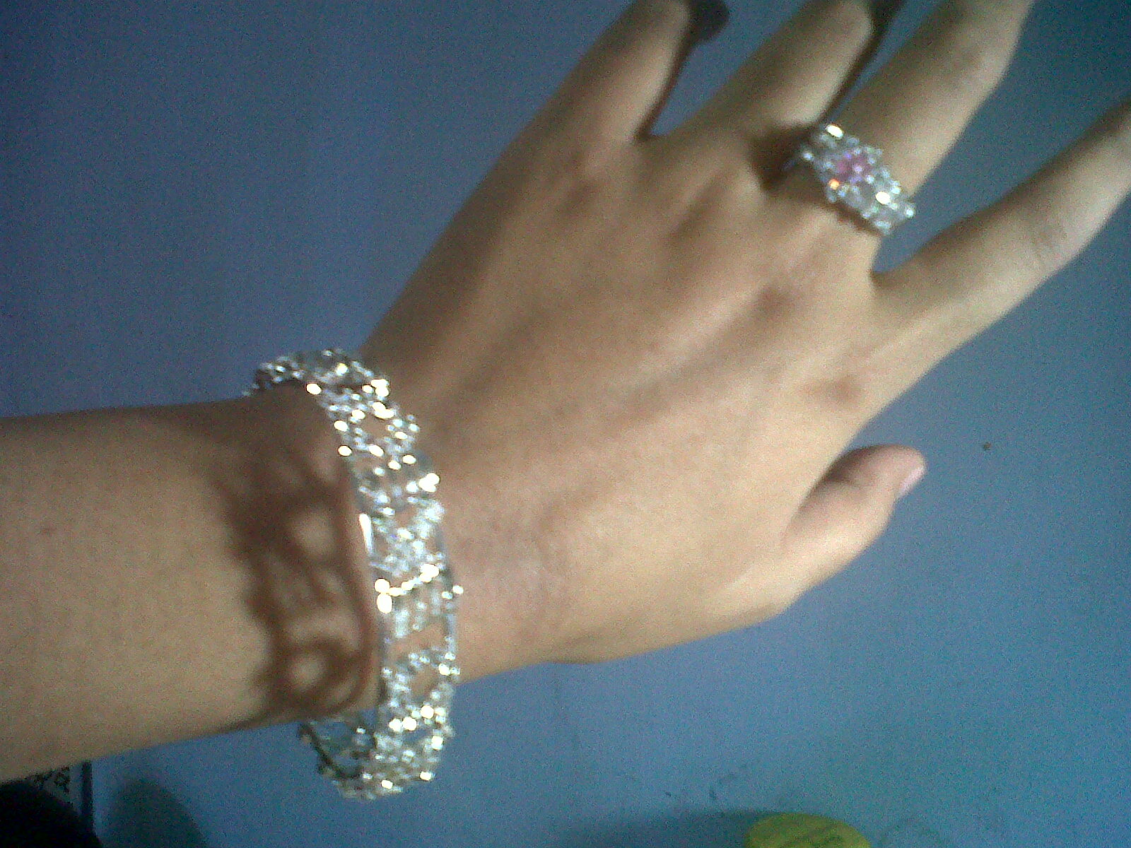 Gambar Gelang dan Cincin Swarovski
