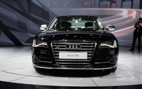 New Car Release 2013 Audi S8 Specs