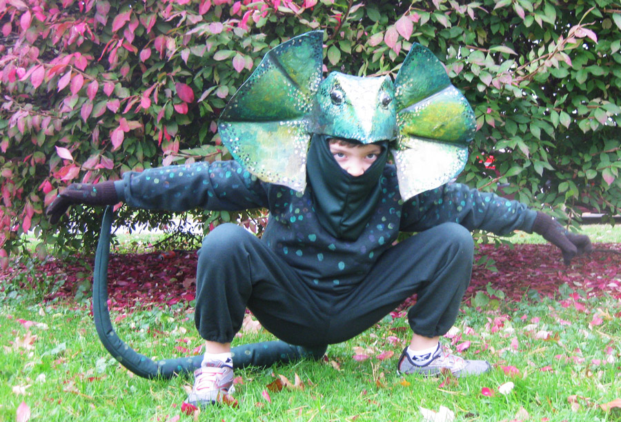 bat-lizard-costume.jpg bat-lizard-costume.jpg