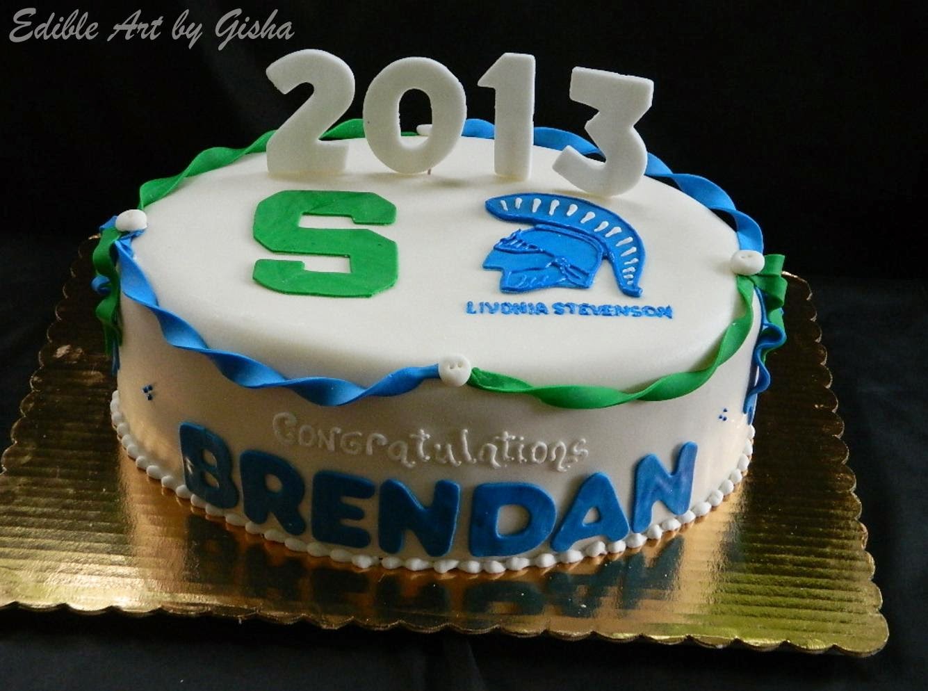 Edible Art by Gisha Pucheta ( Not Geisha ) Graduation cakes Tortas