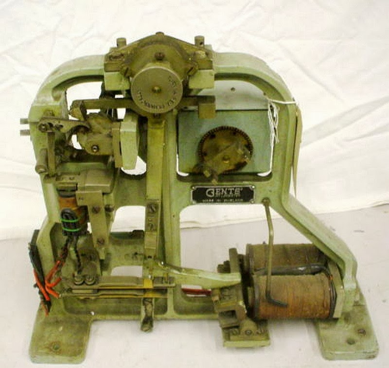 The Gents' Waiting Train Electric Turret Clock Movement. Later C40A WT on eBay(UK)