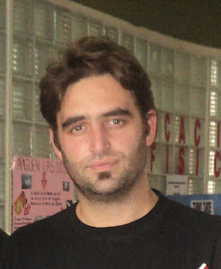 JULIÁN AXAT