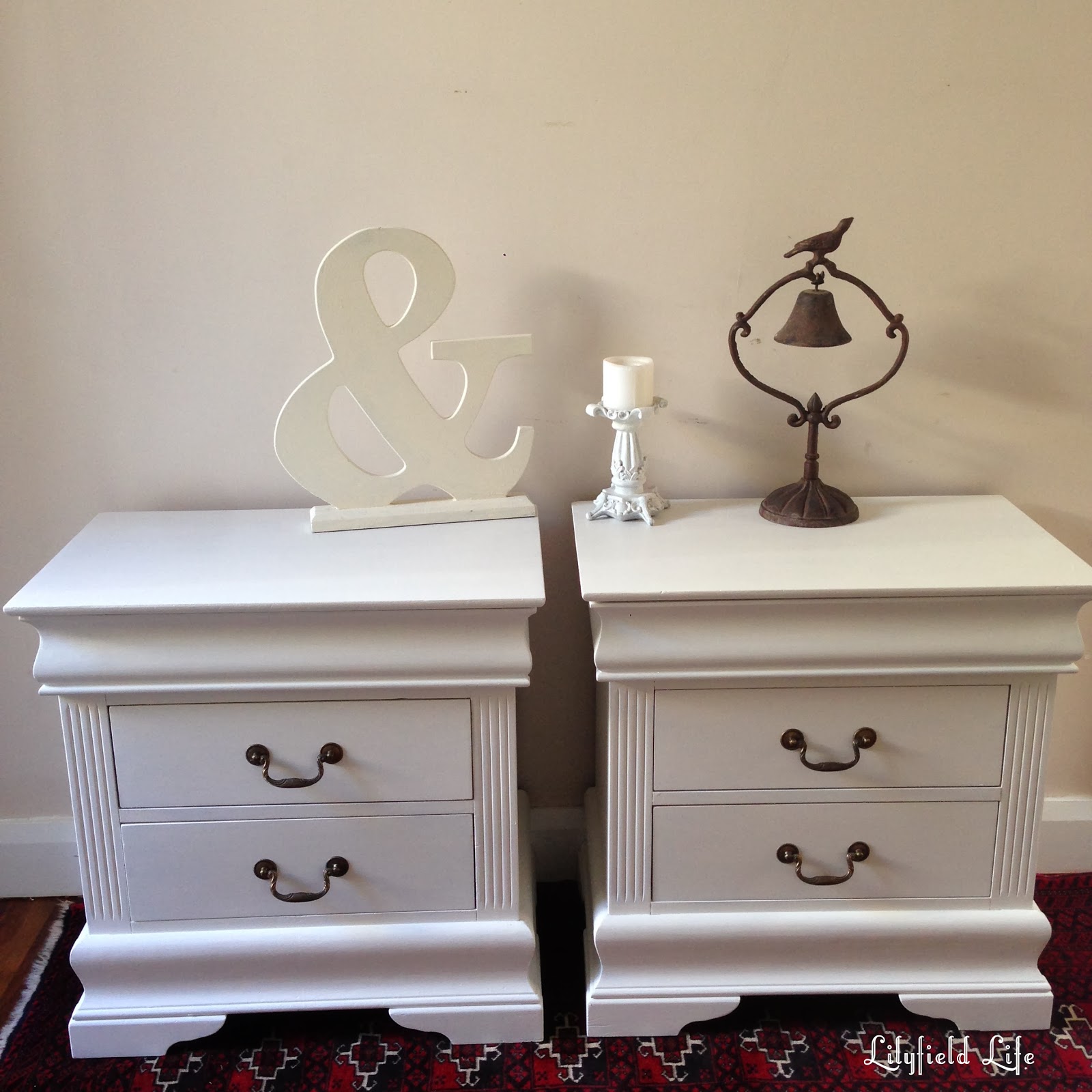 Lilyfield Life Paint makes a big difference white painted bedside tables