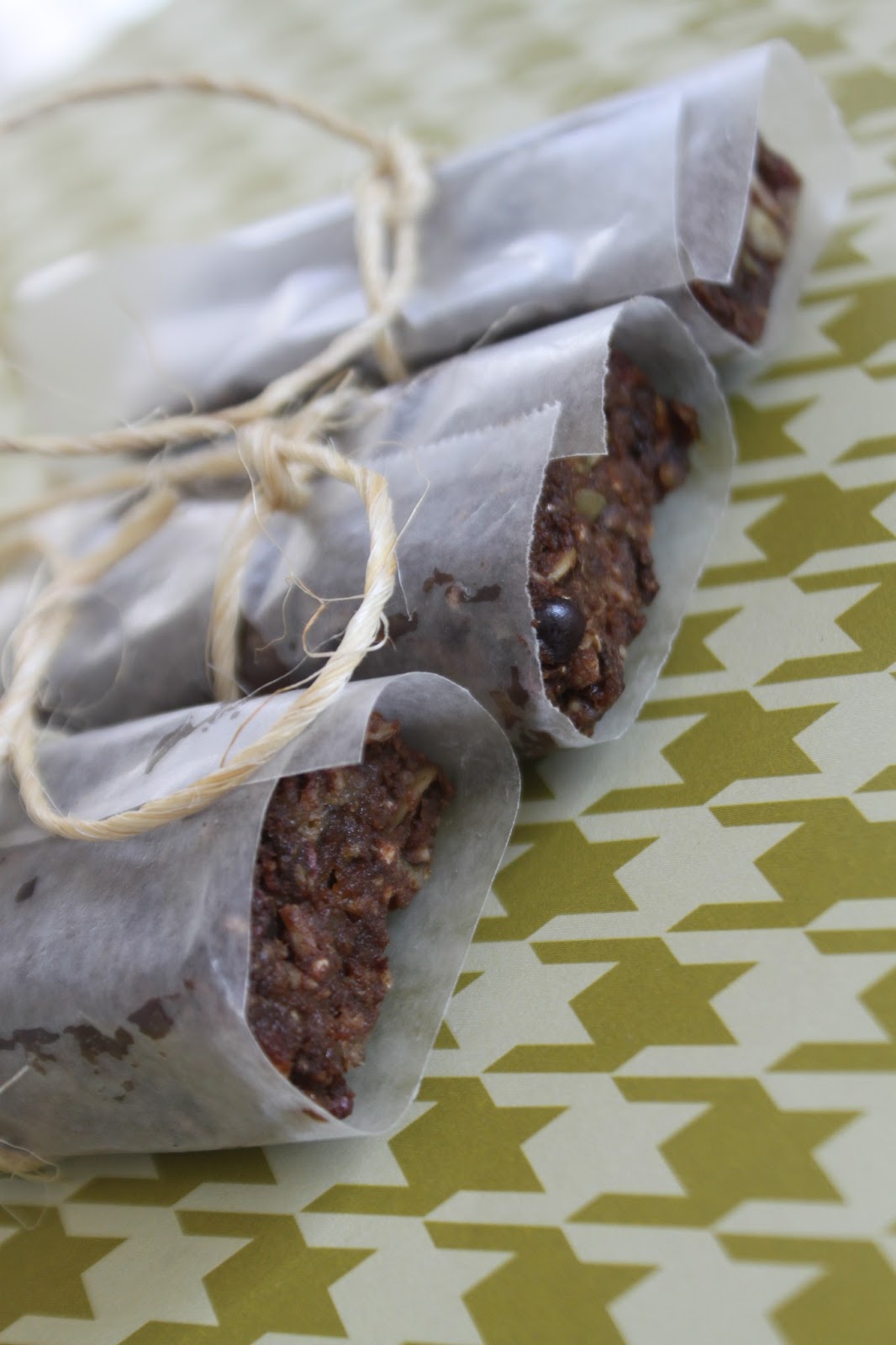 MamaEatsClean Life Saver Paleo No Bake Chocolate Avocado Protein