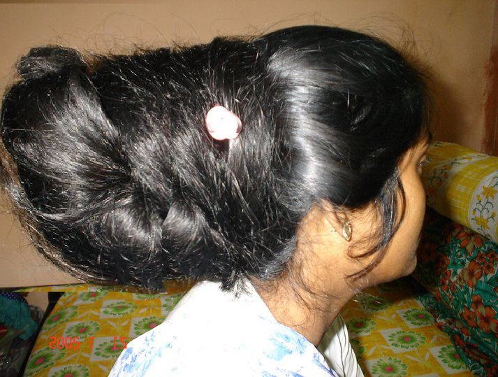 Indian Long hair girls: Huge long hair in Buns