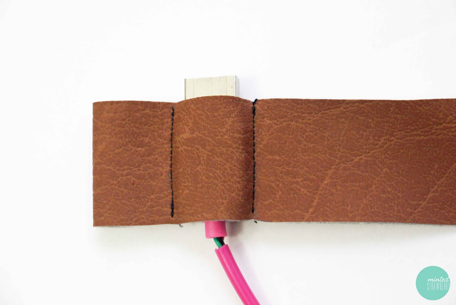 DIY Christmas Giftables Data Cable Organizer Keychain Minted Strawberry