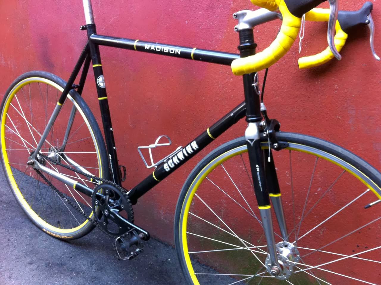 Bike Boom refurbished bikes 2008 Schwinn Madison Track bike (single