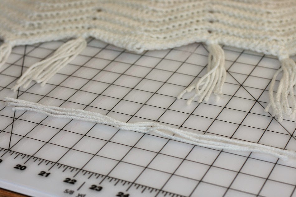 the Modern Prairie Girl A Finished Afghan + HowTo Fringe/Tassels