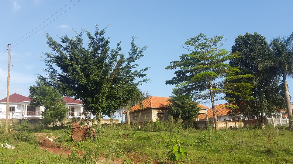 HOUSES FOR SALE KAMPALA, UGANDA LAND FOR SALE KITENDE ENTEBBE, UGANDA