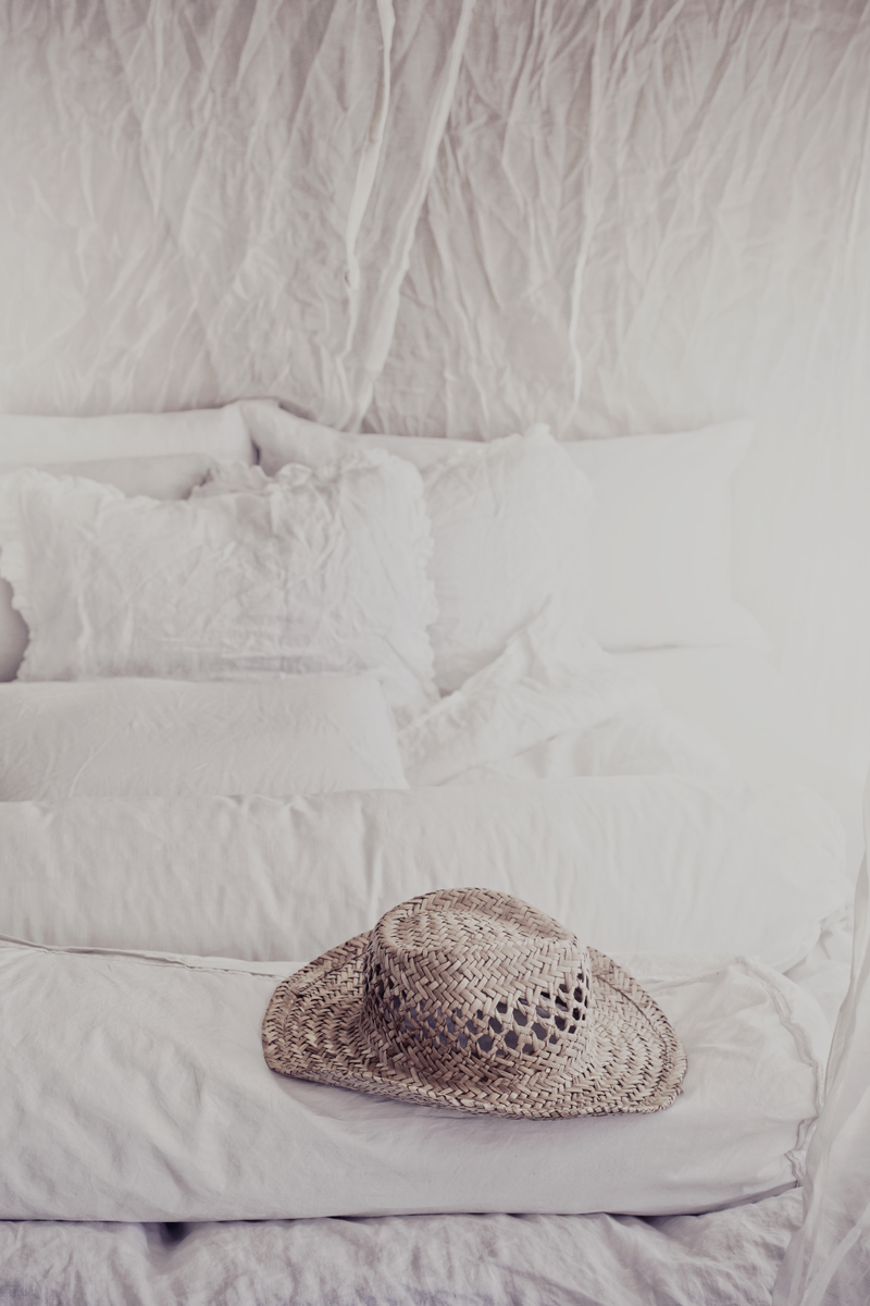 Las cositas de beach & eau: mediterraneando....una sensacional casa en Las Cositas de Beach & eau: CAMAS…hermosas fotos de HANNAH