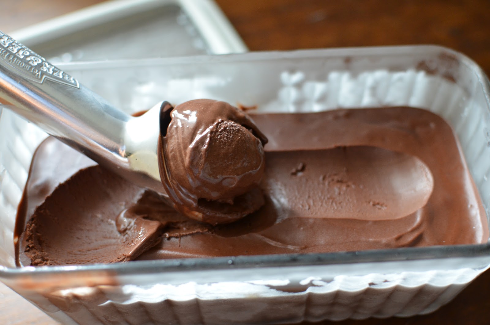 Playing with Flour Breaking in the new ice cream maker chocolate gelato