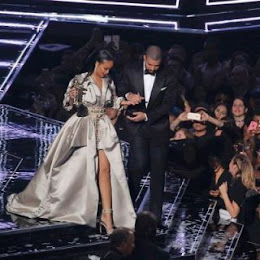 Drake and Rihanna at the VMA's
